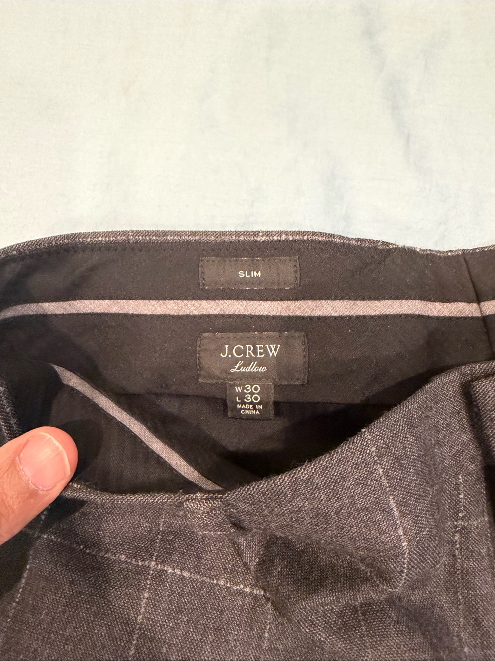 J. Crew Slim Men’s Dress Pants in Charcoal Plaid (30x30)